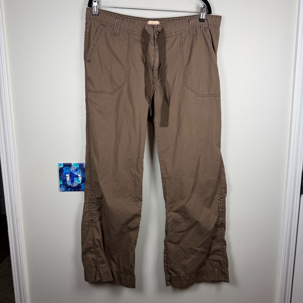 Vintage Y2K Levi’s Brown Convertible Parachute Utility Roll Up Baggy Pants 16